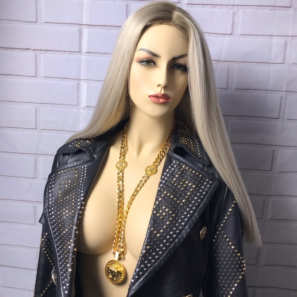 VERSACE - Picture 3 of 8